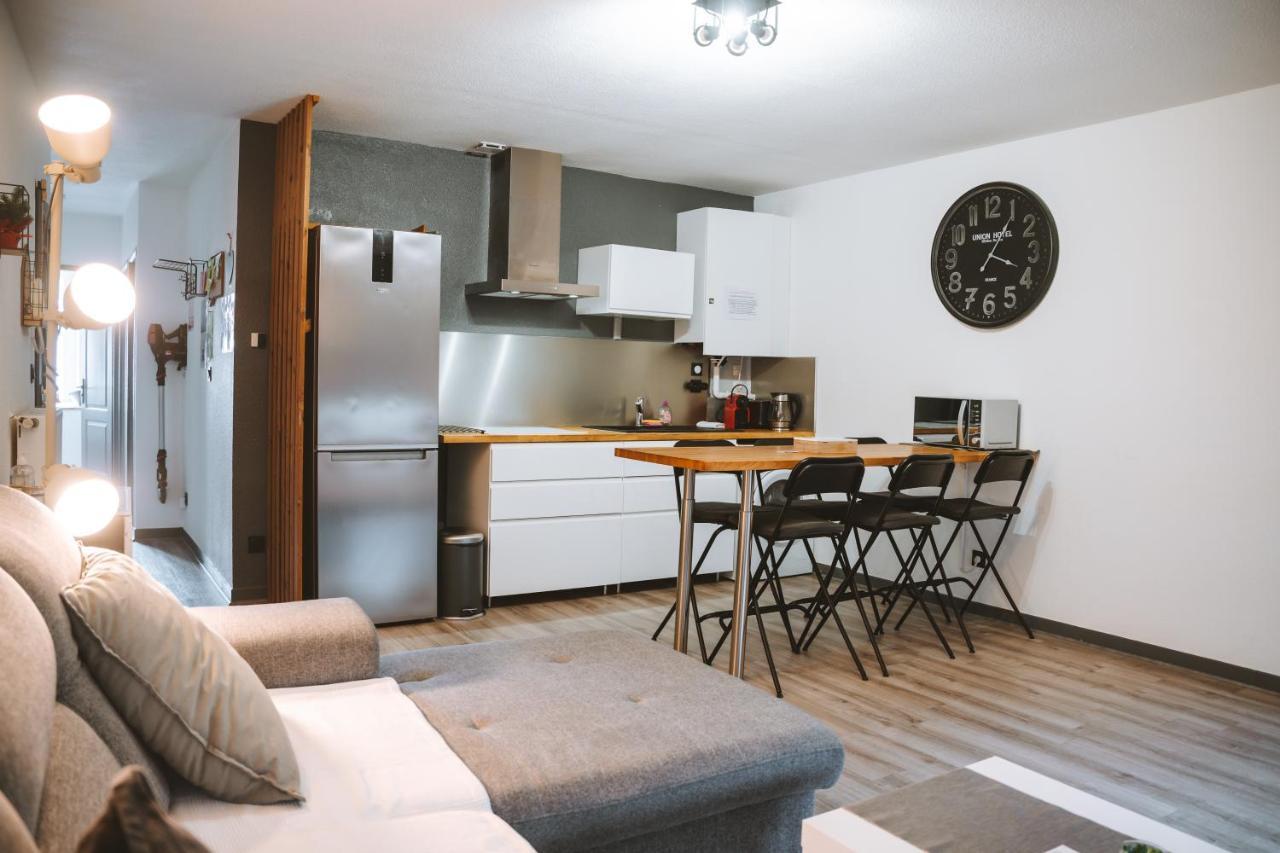 Apartment Le Dromardechois - Meuble 6 Personnes Sur Rhone - Ecolodgite *